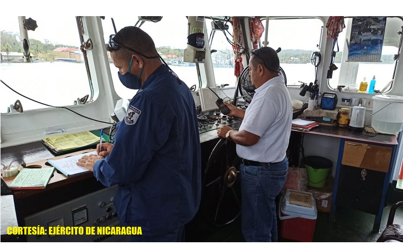 Fuerza Naval brinda protección y seguridad a buques mercantes y flota pesquera en el Mar Caribe