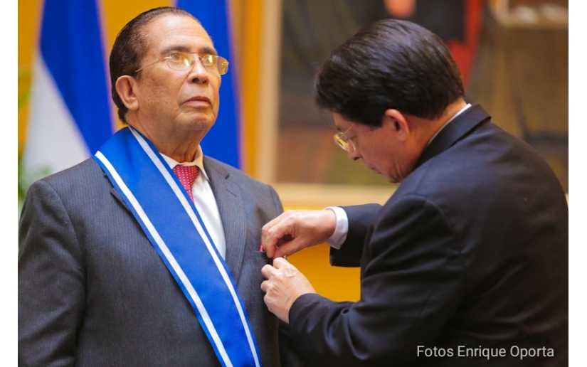 Gobierno de Nicaragua condecora a embajador de República Dominicana con la Orden José de Marcoleta en el Grado de Gran Cruz