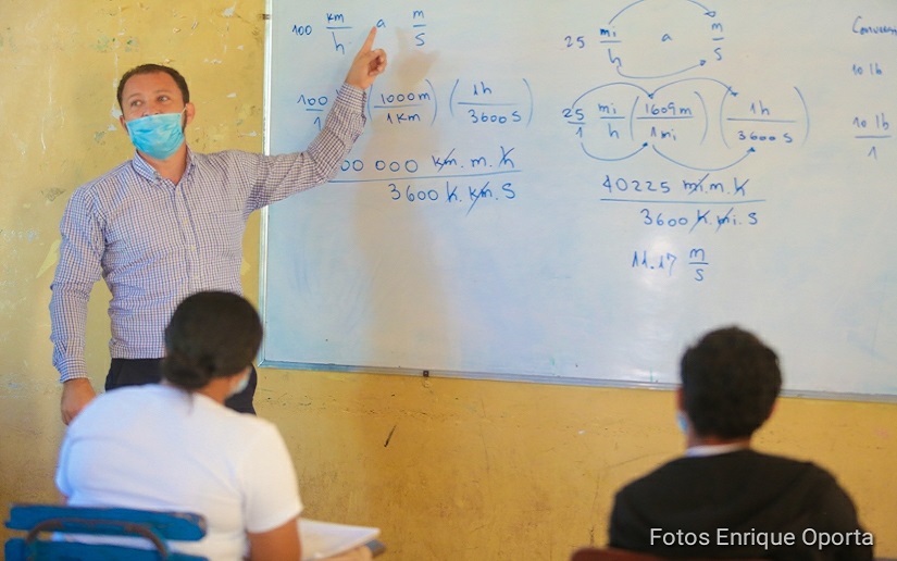 Estudiantes del colegio Rigoberto López Pérez inician reforzamiento escolar