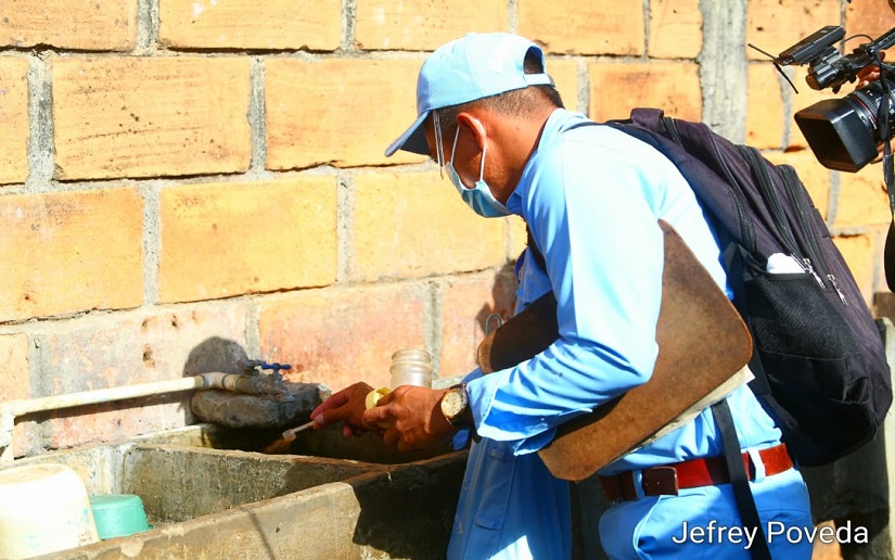 Extensa y exitosa jornada de fumigación y aplicación del BTI en el barrio San Judas