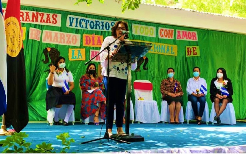 Mined presentó la nueva asignatura “Derechos y Dignidad de las Mujeres”