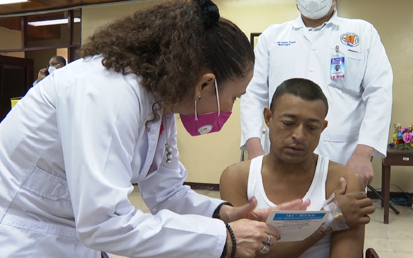 Nicaragua alcanza un 100% de cumplimiento en el cronograma de aplicación de vacuna contra la Covid 19 