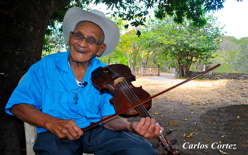 Adán Hernández, compositor de El Grito del Bolo