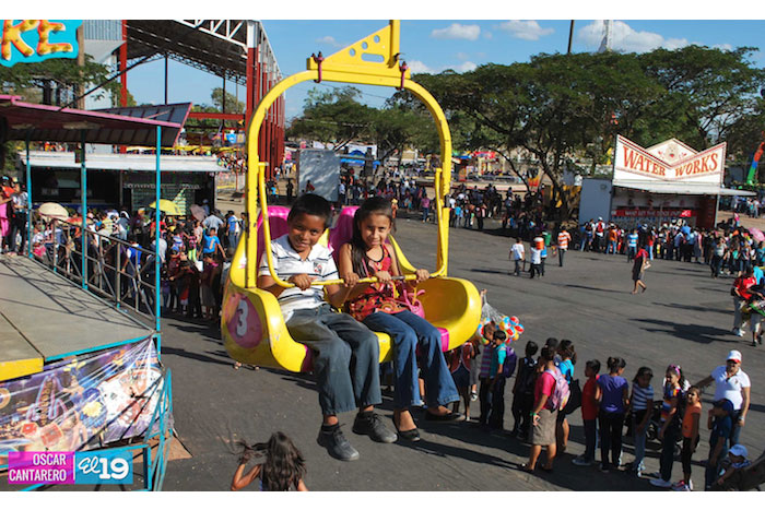 Familias inauguran Parque de la Niñez Feliz en Juigalpa 