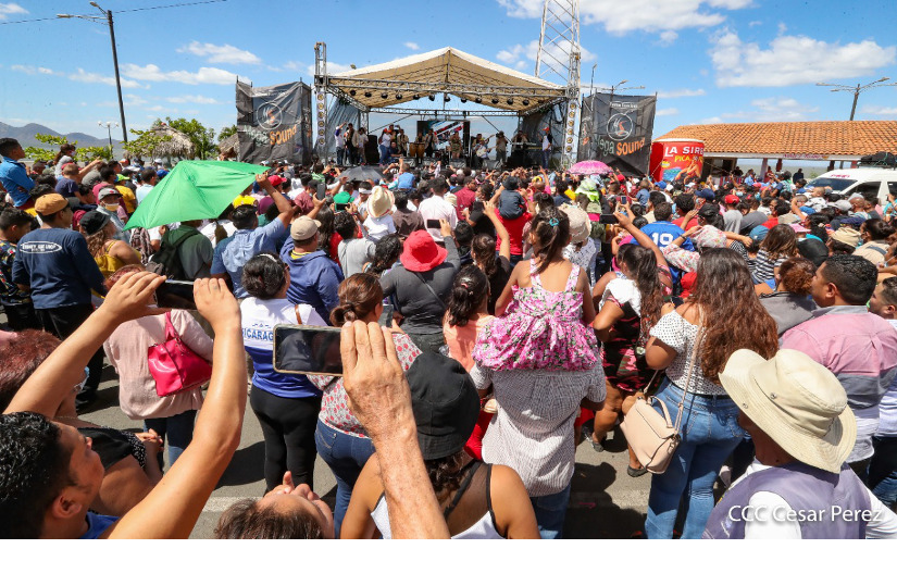 Familias disfrutaron más de cinco horas de música en vivo en Managua