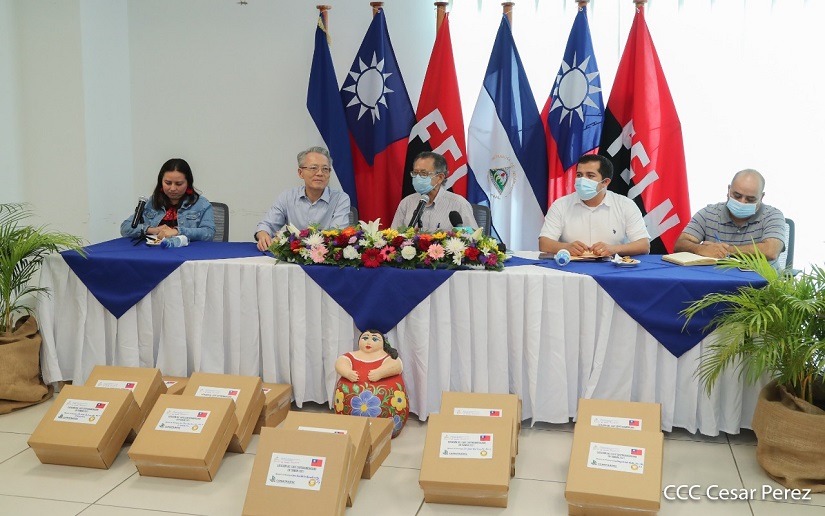 INTA entrega muestras de café nicaragüense para la Feria de Catación en Taiwán 2021
