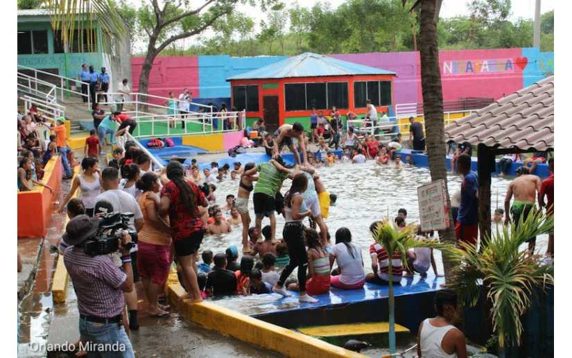 Centros turísticos de Tipitapa recibieron  miles de veraneantes en Sábado de Gloria