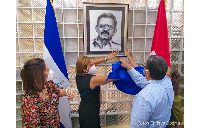 Bancada Sandinista rinde homenaje al Compañero y Hermano Jacinto Suárez