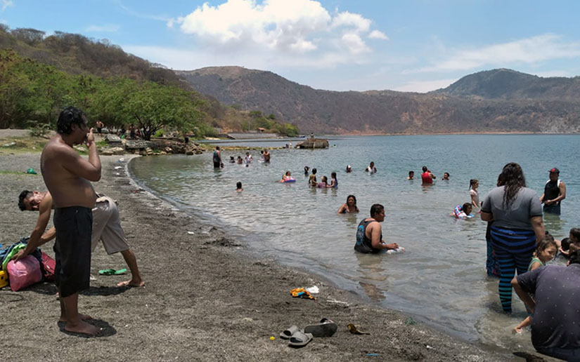 Xiloá, una de las opciones de los nicaragüenses para salir del calor
