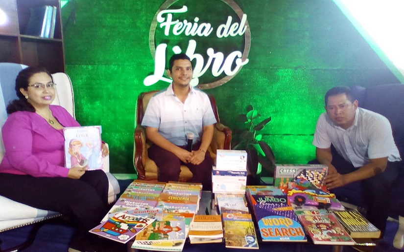 Feria en saludo al Día del Libro en el Parque Nacional de Ferias