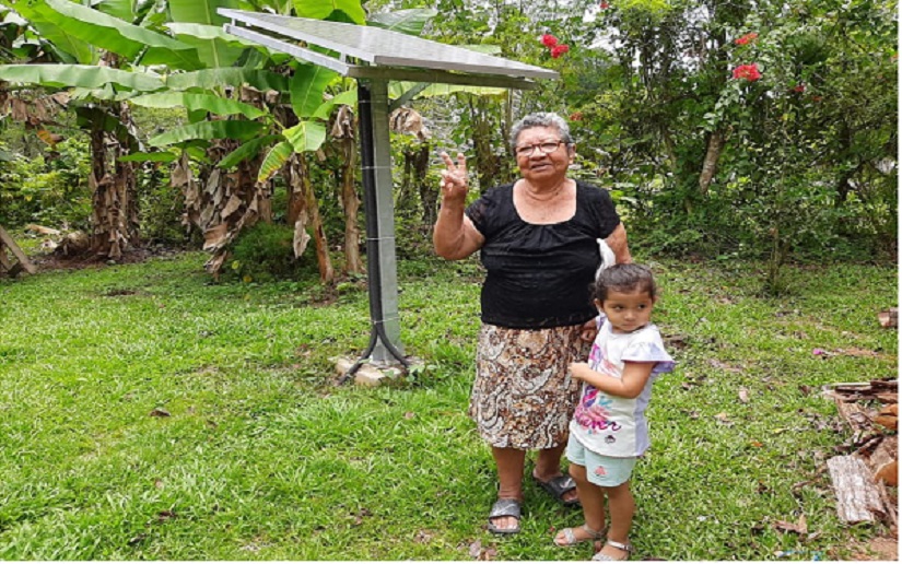 Gobierno Sandinista entrega paneles solares en comunidades fronterizas de Papaturro y Valle de Guadalupe