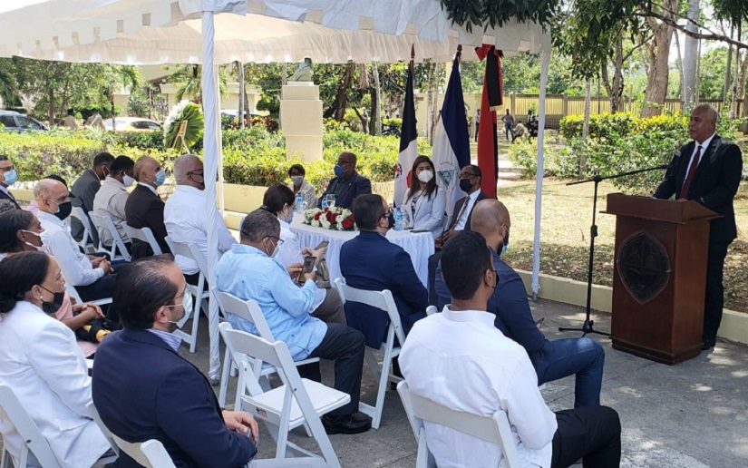 Celebran a Sandino en República Dominicana