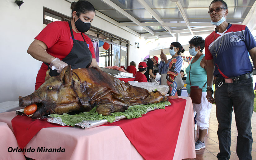 Celebran Feria Cubana contra el Bloqueo en el Puerto Salvador Allende en Managua