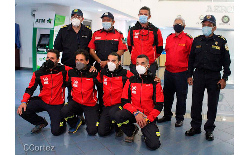 Llegan a Nicaragua cinco instructores miembros de Bomberos Unidos Sin Fronteras de España