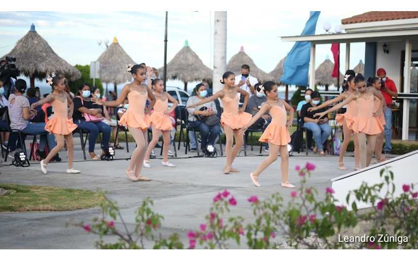 Celebran Gala Infantil en el Puerto Salvador Allende en Managua