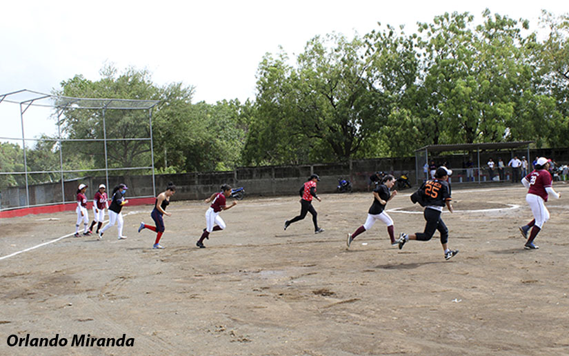 Zona 9 de Ciudad Sandino cuenta con nuevo campo deportivo