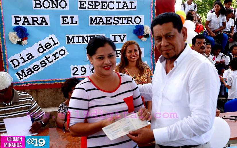 Gobierno de Nicaragua entregará bono especial para los maestros del país