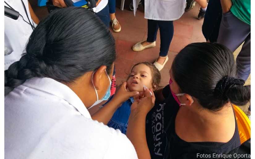 Brindan atención médica gratuita en el barrio Altagracia