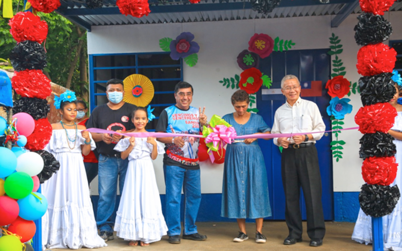 Alcaldía de Managua entrega vivienda a familia del barrio Andrés Castro