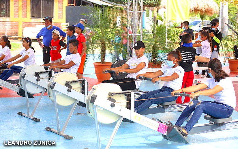 Realizan primer torneo nacional de canotaje y remoergómetro