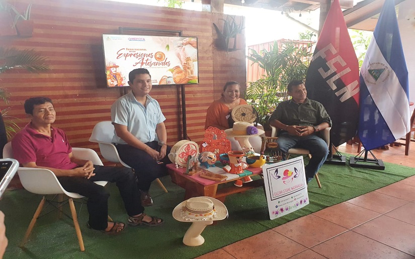 Convocan a familias a la feria de los artesanos este fin de semana