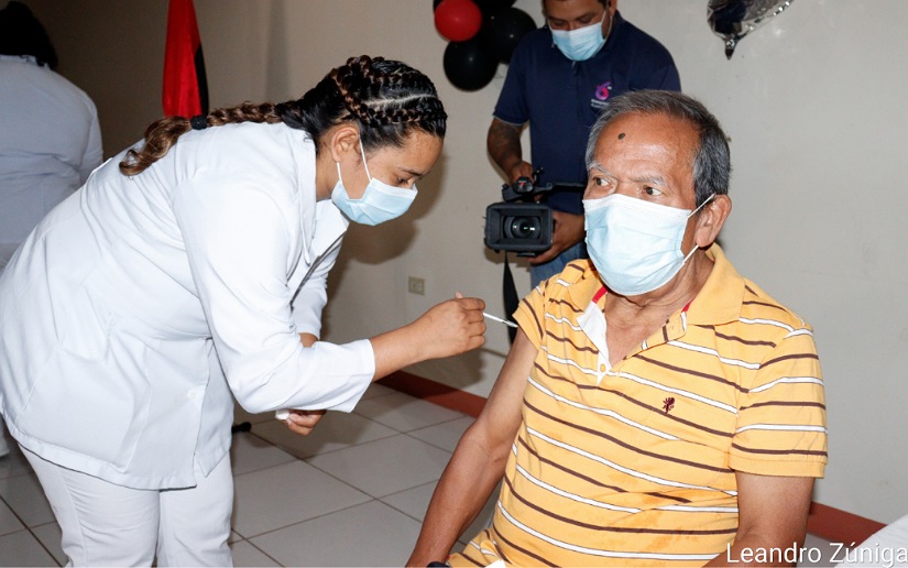 Vacunación contra la Covid-19 continúa en Managua y en Occidente