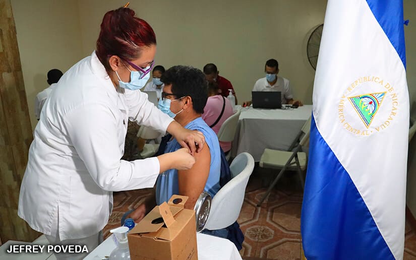 Nicaragua continúa vacunando a la población contra la Covid 19