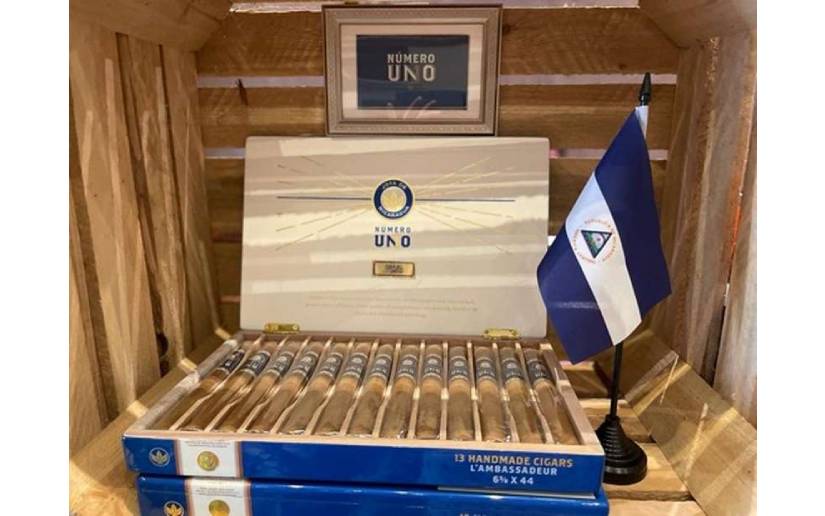 Decenas de marcas de puros nicaragüenses expuestos en IGNITE 2021