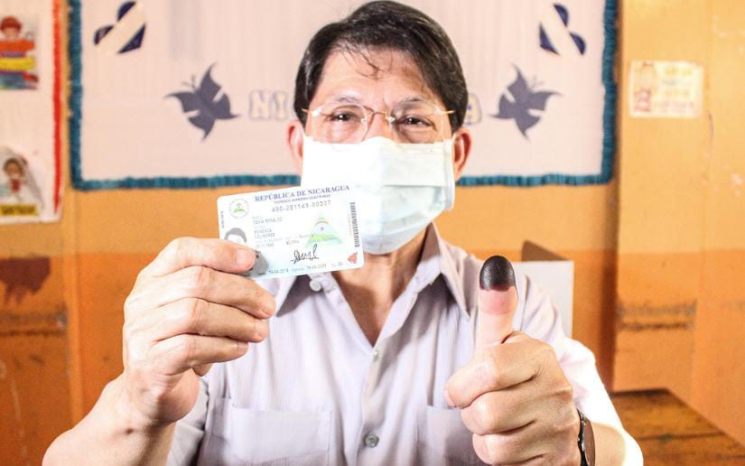 Elecciones Nicaragua: Canciller Denis Moncada ejerce su derecho al voto