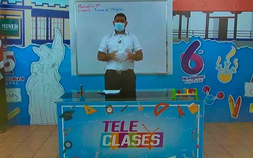 Estudiantes refuerzan aprendizajes de las asignaturas con las teleclases