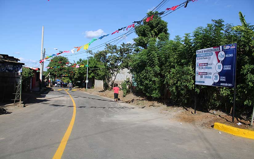Alcaldía de Managua entrega diez cuadras asfaltada en el barrio Germán Pomares