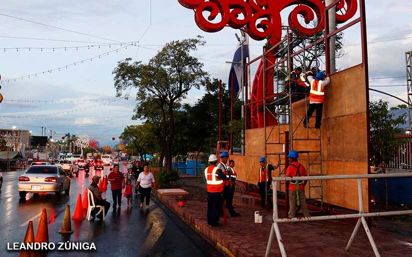 Inicia instalación de altares a La Purísima en la Avenida de Bolívar a Chávez