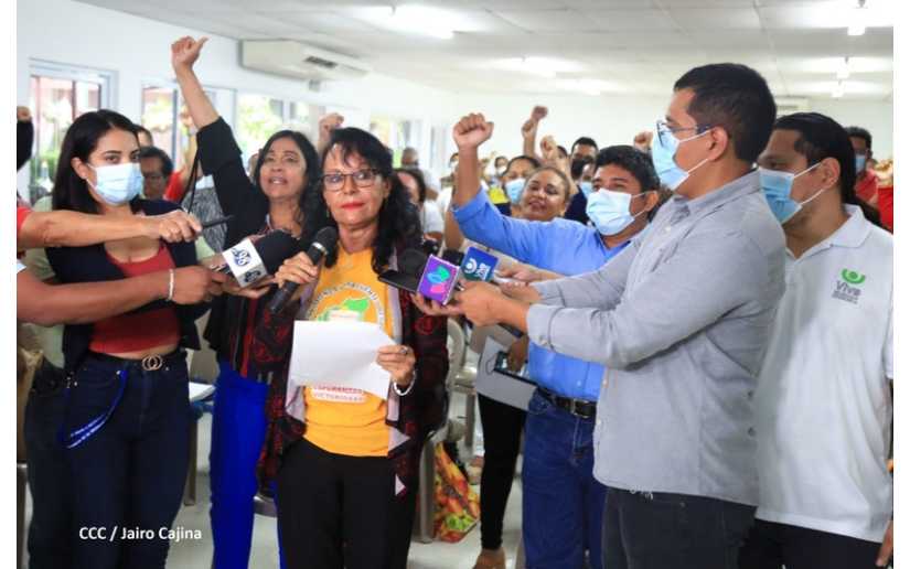 Magisterio nicaragüense respalda salida de Nicaragua de la OEA