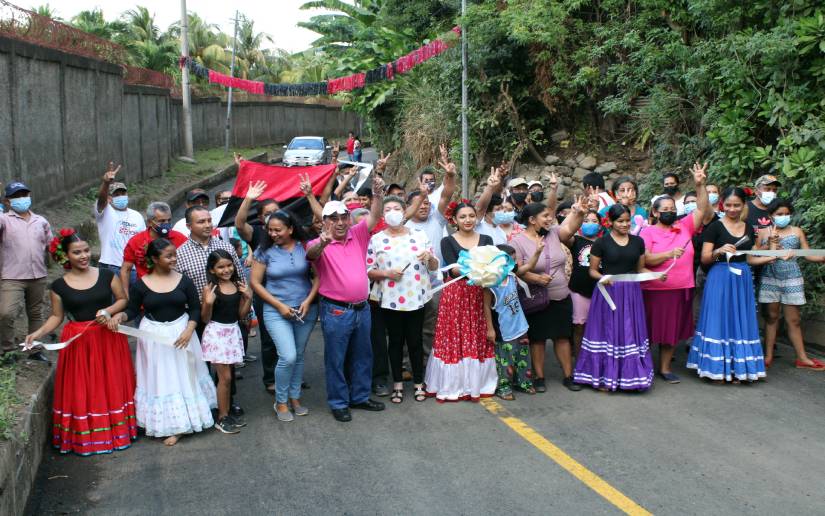 Familias de Chiquilistagua inauguran obras de mejoramiento vial