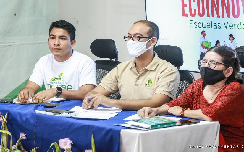 Jóvenes ambientalistas promueven cuido de la madre tierra en EcoInnova 2021