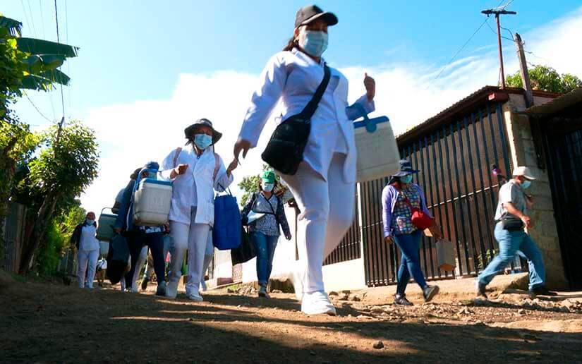 Continúa jornada de vacunación casa a casa contra la Covid-19 en Managua