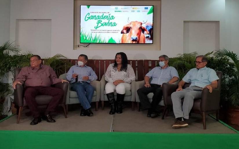 Productores nicaragüenses participan en Congreso Internacional de Ganadería 