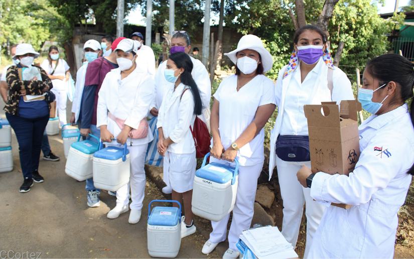Nicaragua continúa vacunación casa por casa para prevenir el Coronavirus