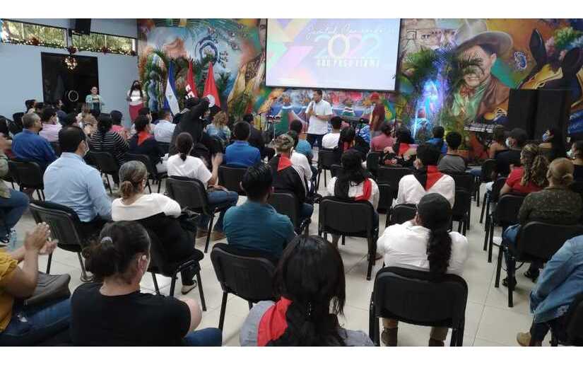 Juventud Sandinista realiza encuentro nacional con jóvenes profesionales