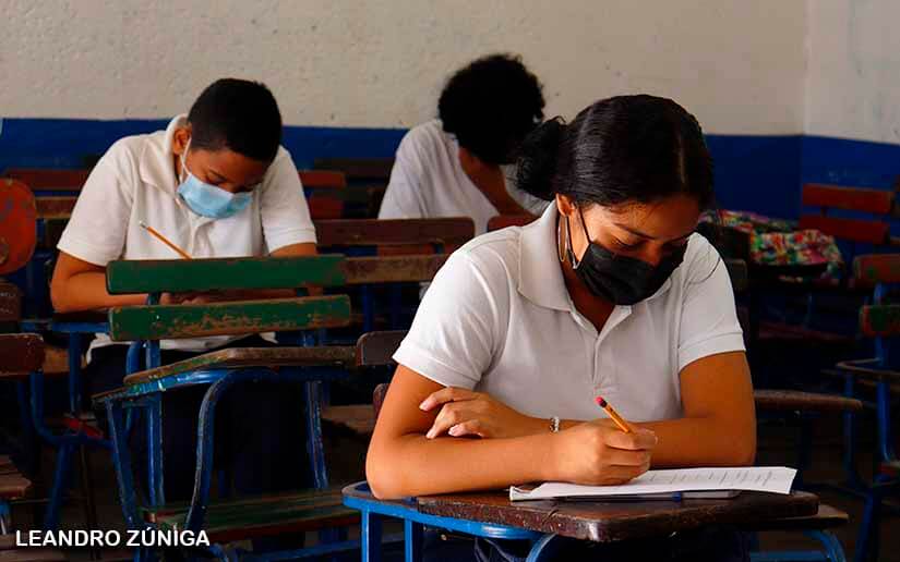 Estudiantes del Pedro Joaquín Chamorro presentan exámenes de reparación