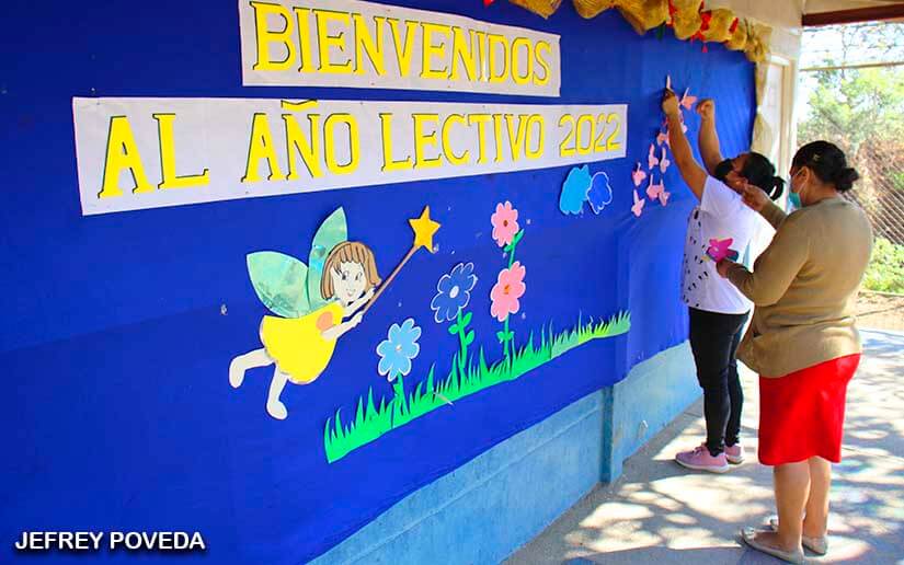 Desarrollan jornada de limpieza y ambientación previo al inicio de ciclo escolar 2022