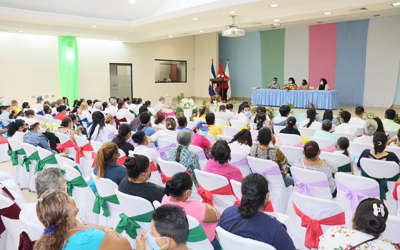 Silais-Managua celebra graduación de 400 nuevos promotores de salud
