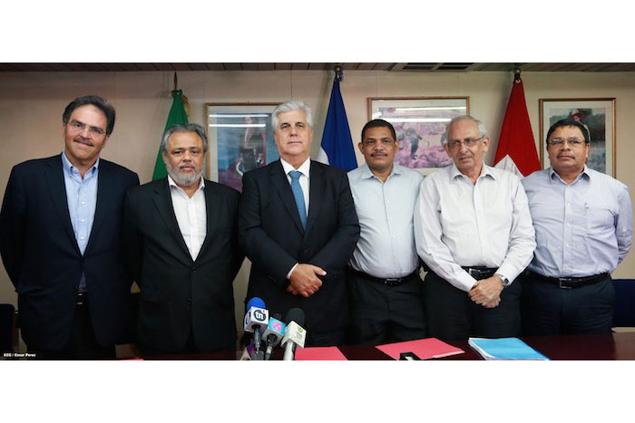 Nicaragua firma convenio para desarrollo de Hidroeléctrica Tumarín
