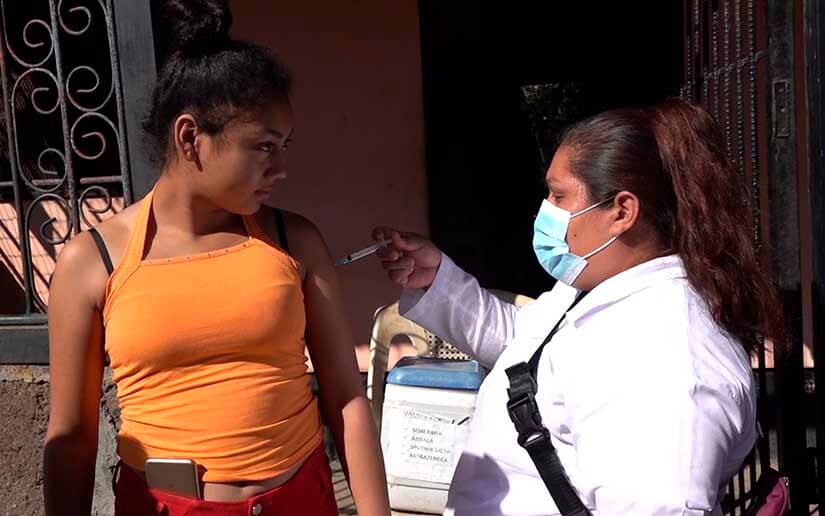 Vacunación voluntaria contra la covid19 suma otra jornada en barrio Carlos Nuñez