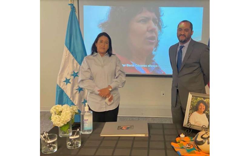 Nicaragua destaca liderazgo de Berta Cáceres y hermandad con el pueblo hondureño