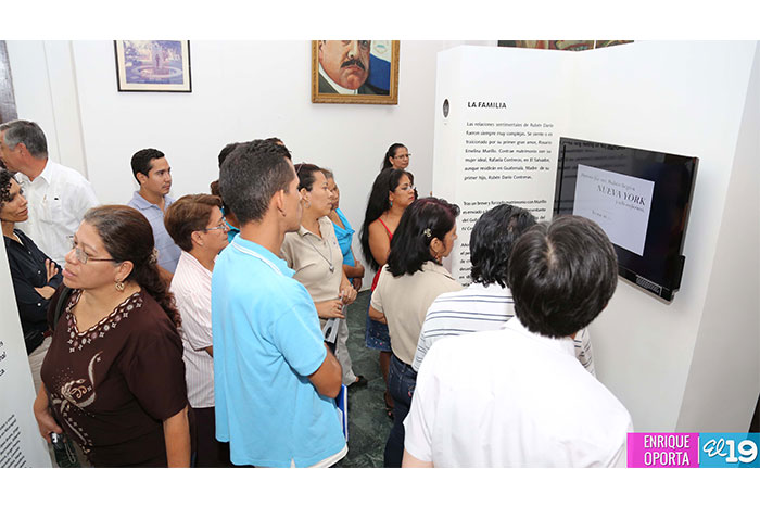Inauguran muestra del Archivo Rubén Darío en el Palacio Nacional de la Cultura