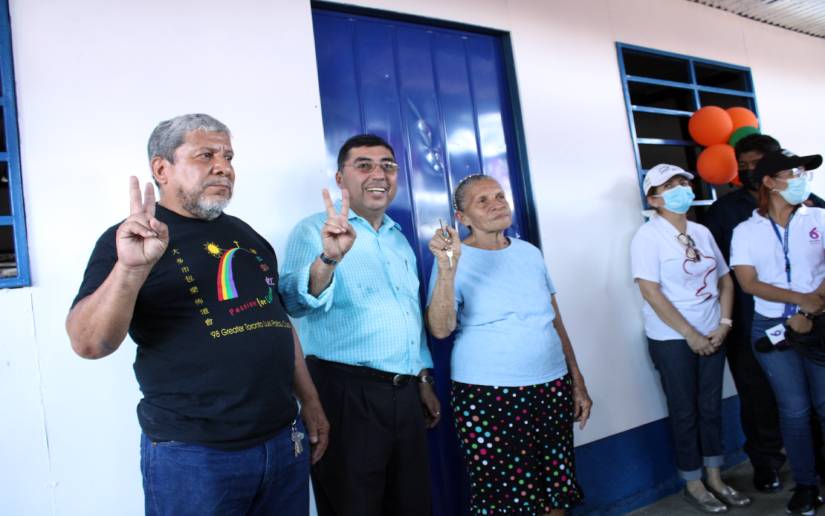 Alcaldía de Managua entrega dos viviendas dignas a familias del barrio Santa Ana Sur
