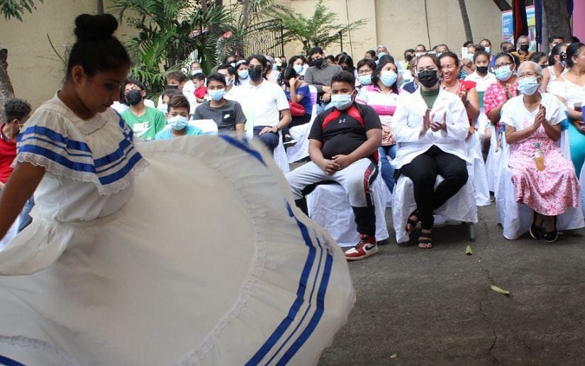 Centro Familiar y Comunitario Elena del Carmen Lau celebra su primer aniversario