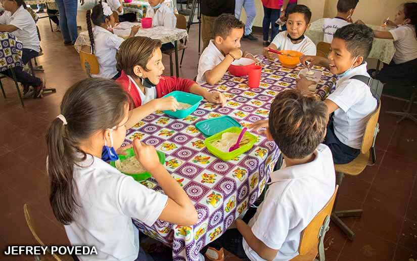 Crianza de tilapias complementa la alimentación saludable en centros escolares