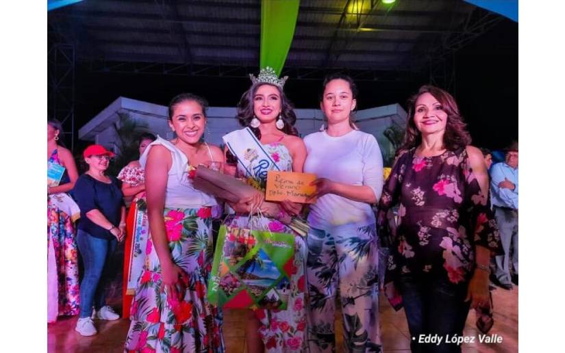 Eligen reinas de verano del departamento de Managua
